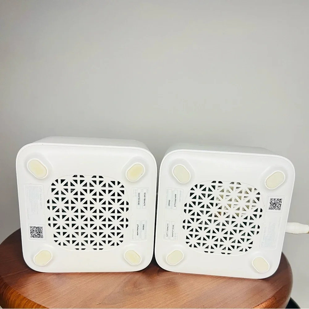 NETGEAR [RBS10] Orbi Mesh WiFi Router RBR10 and Satellite RBS10 with Power Cords - Picture 5 of 10